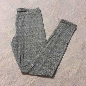 A.N.A Black & White Pattern Leggings